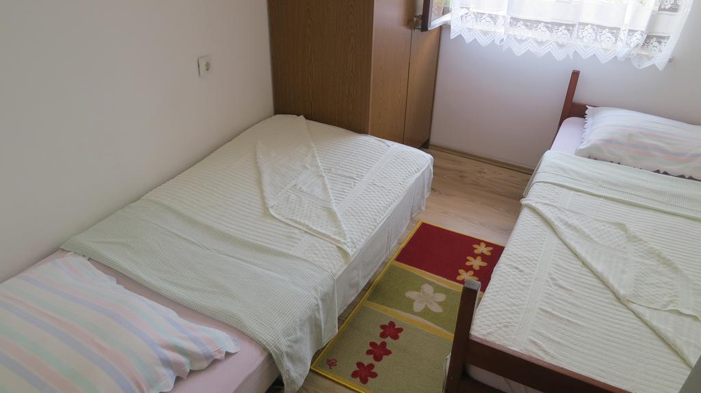 Apartment Josipa Malinska Extérieur photo