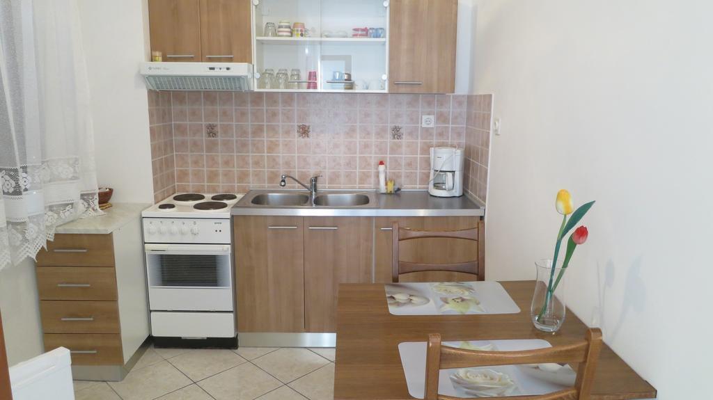 Apartment Josipa Malinska Extérieur photo